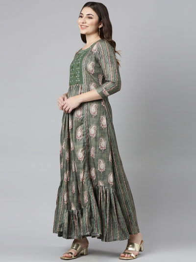 Neerus Green Flared Casual Printed Gown
