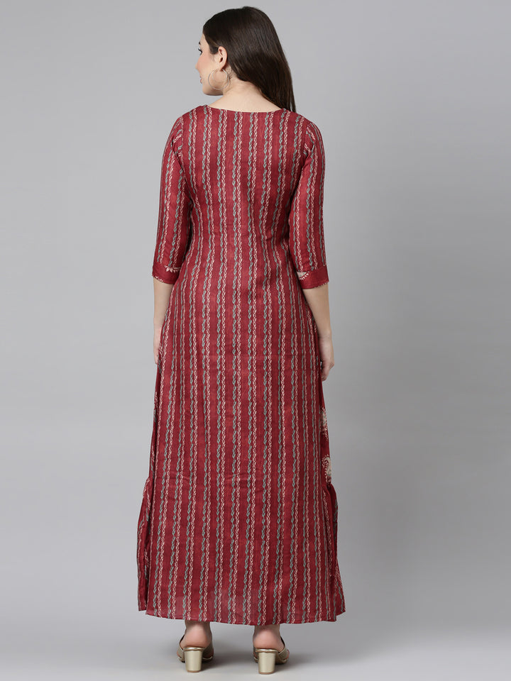 Neerus Maroon Flared Casual Printed Dress