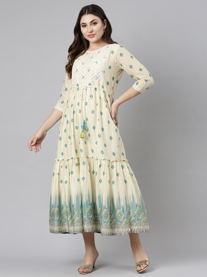Neerus Green Straight Casual Printed Dress
