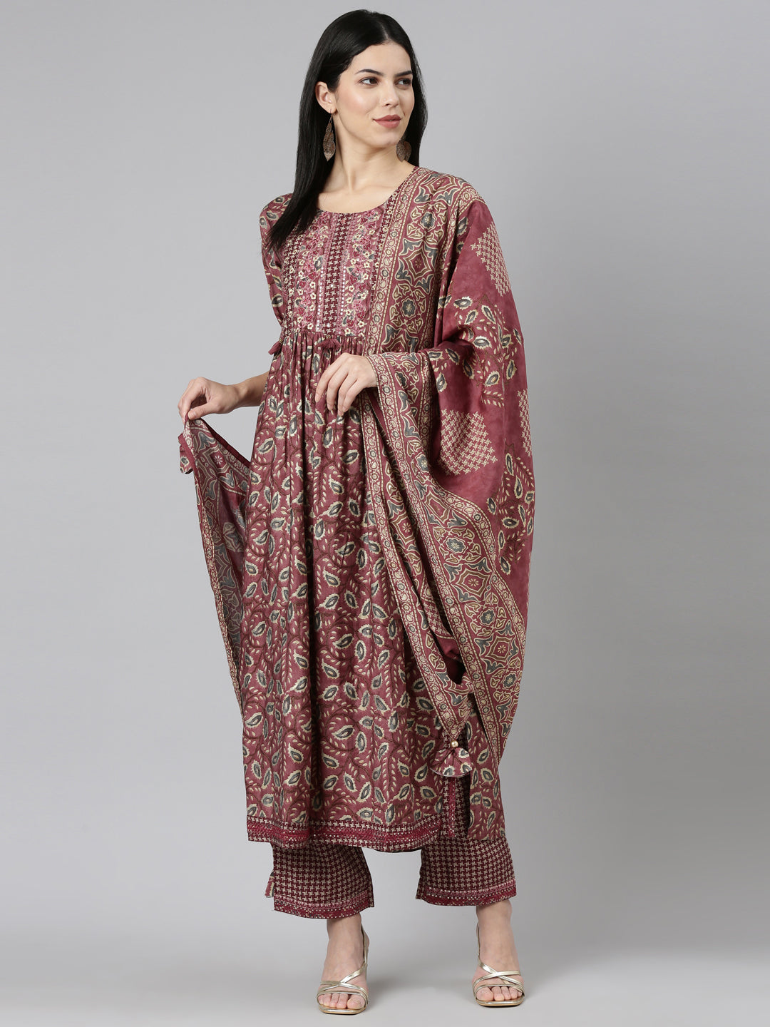Neerus Pink printed straight kurta set with dupatta - detail view 2