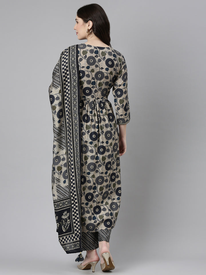 Neerus Grey printed straight kurta set with trousers and dupatta - side view