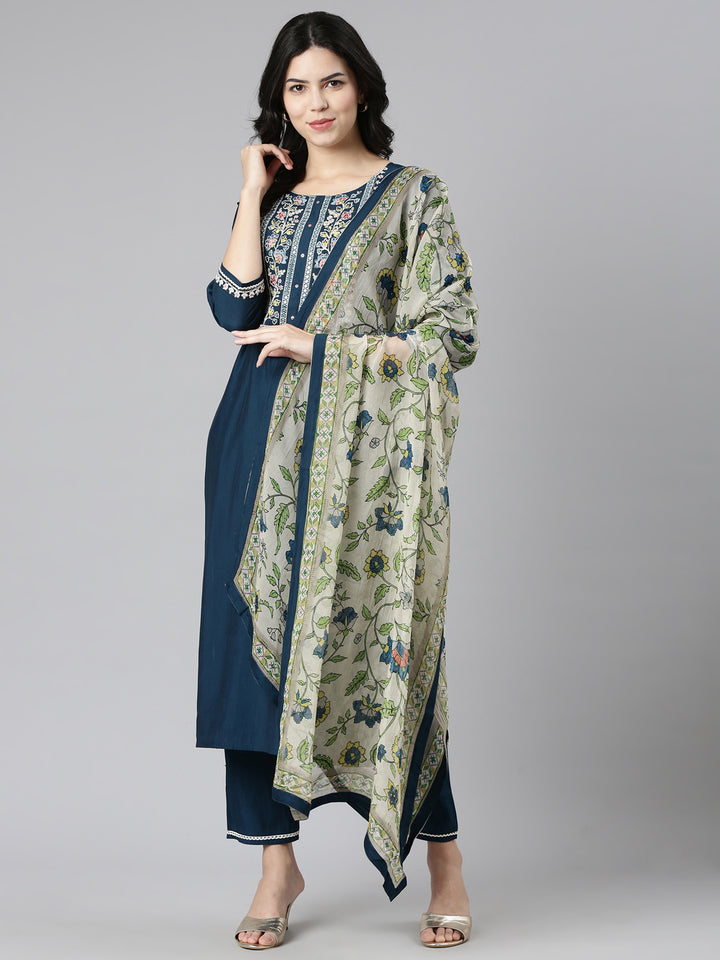 Neerus Green Regular Straight Solid Kurta And Trousers With Dupatta