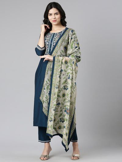 Neeru's Green Regular Straight Solid Kurta And Trousers With Dupatta