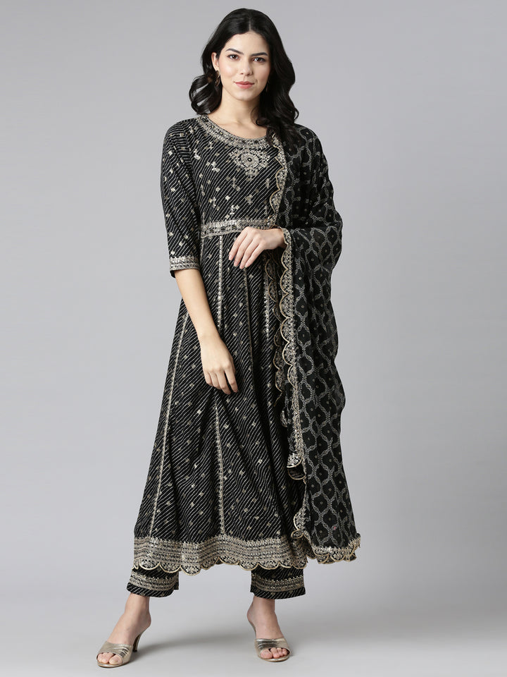 Neerus Black embroidered straight kurta set - detail view 2