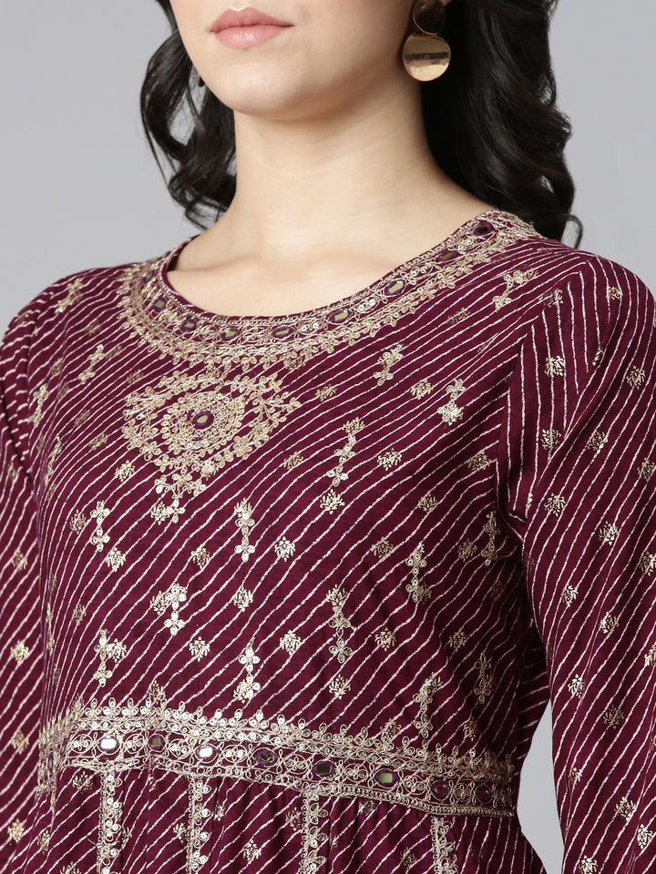 Neerus Purple embroidered straight kurta set with dupatta - side view