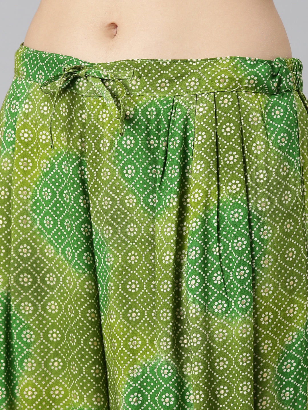 Neerus Green printed straight kurta set with salwar and dupatta - detail view 3