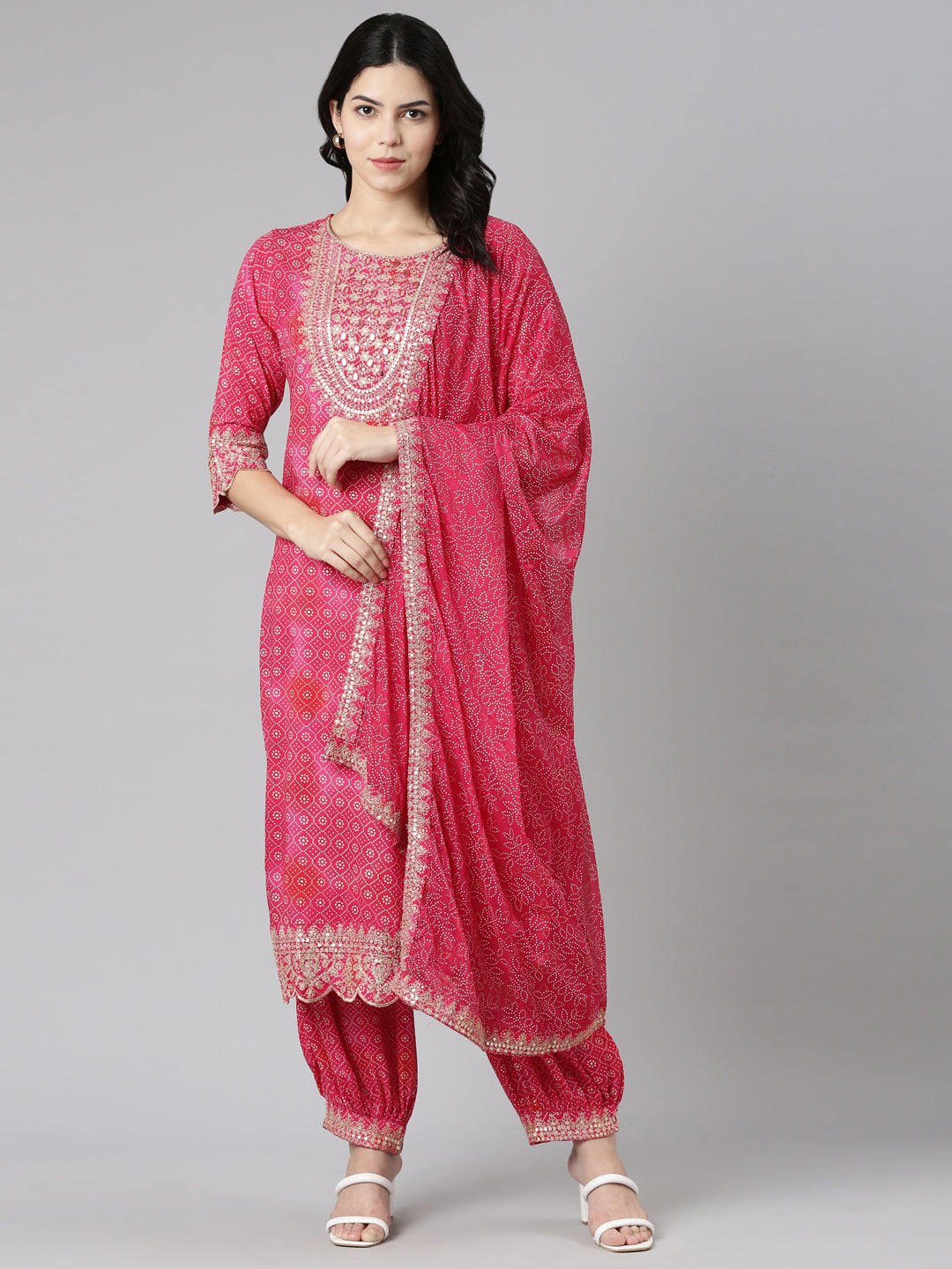 Neerus Pink printed straight kurta set with dupatta - detail view 2