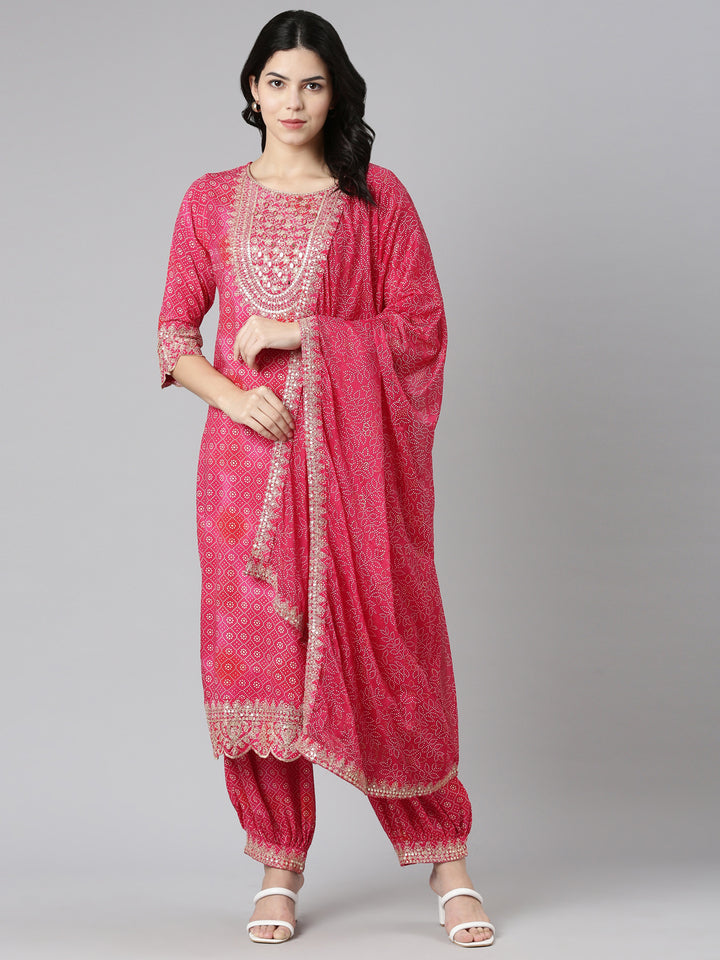 Neerus Pink printed straight kurta set with dupatta - detail view 2
