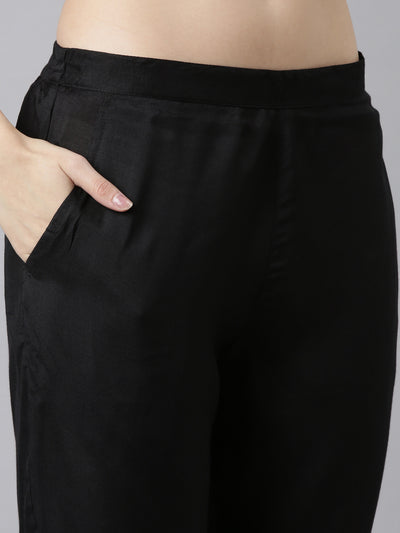 Neeru's Black Regular Straight Solid Readymade Suits