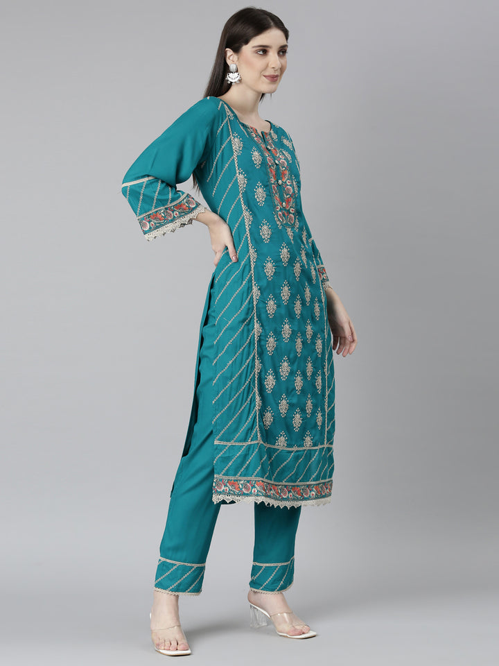 Neerus Green printed floral kurta set with trouser and dupatta - back view