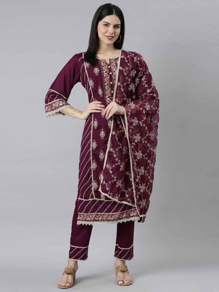 Neerus Purple floral printed kurta set with trouser and dupatta - detail view 2