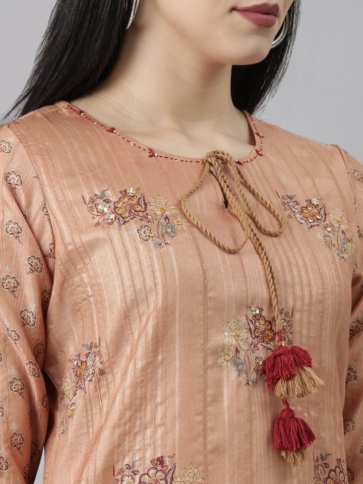 Neerus Orange printed floral kurta set with trousers and dupatta - detail view 1