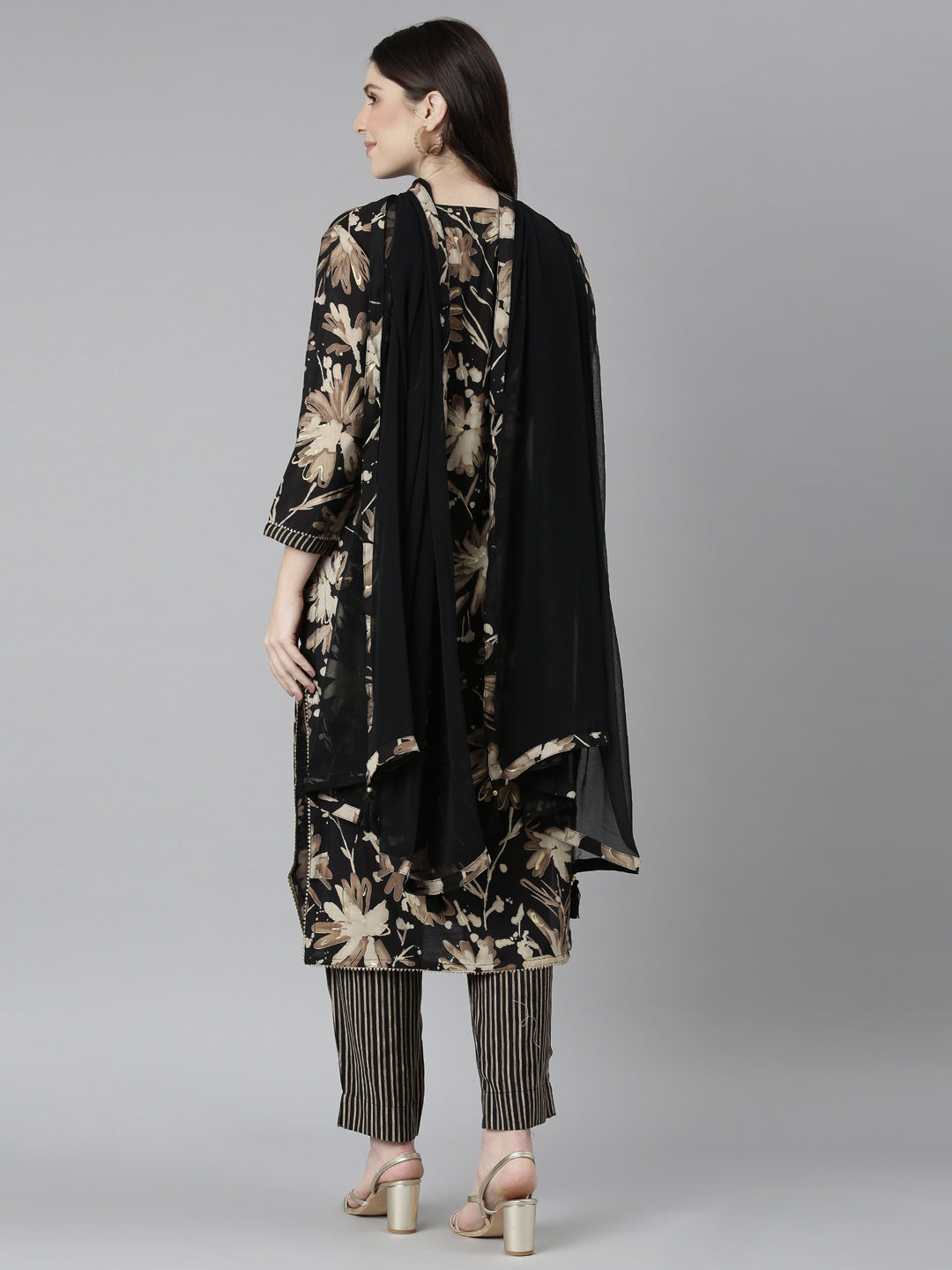 Neerus Black floral printed straight kurta set - side view