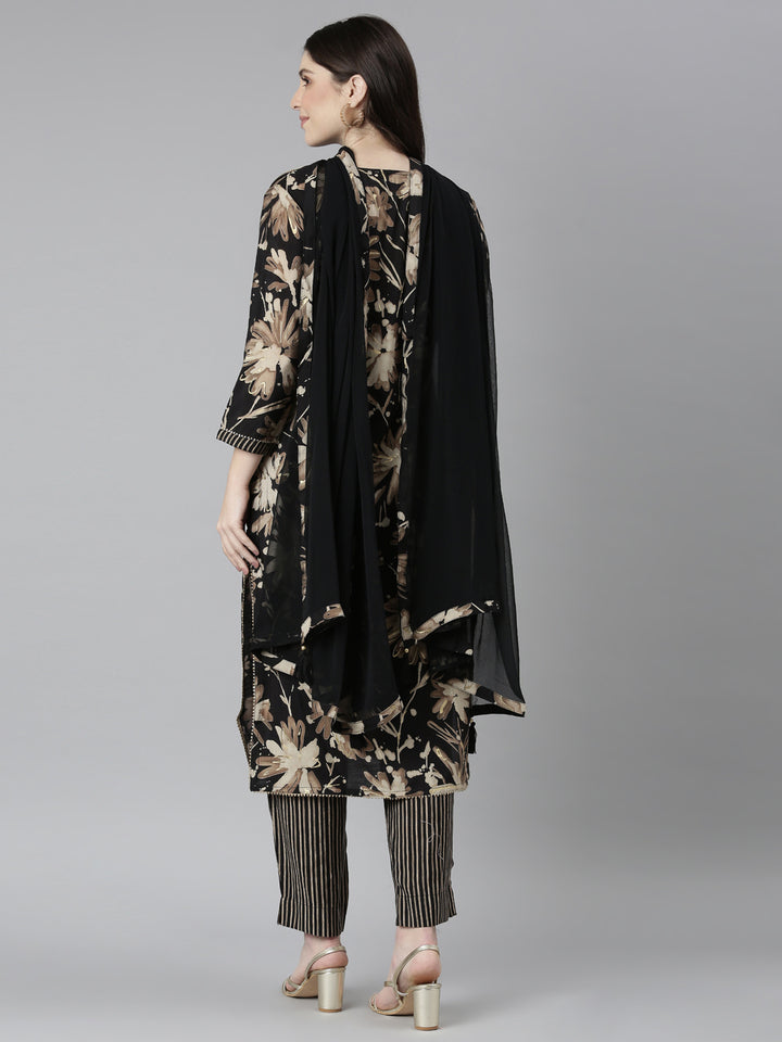 Neerus Black floral printed straight kurta set - side view