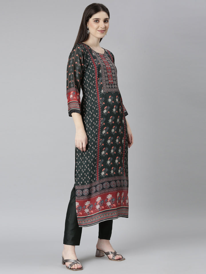 Neerus Green printed floral kurta set with trouser and dupatta - back view