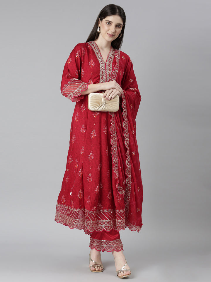 Neerus Red printed floral kurta set with trouser and dupatta - detail view 2