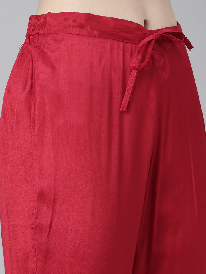 Neerus Red printed floral kurta set with trouser and dupatta - detail view 3