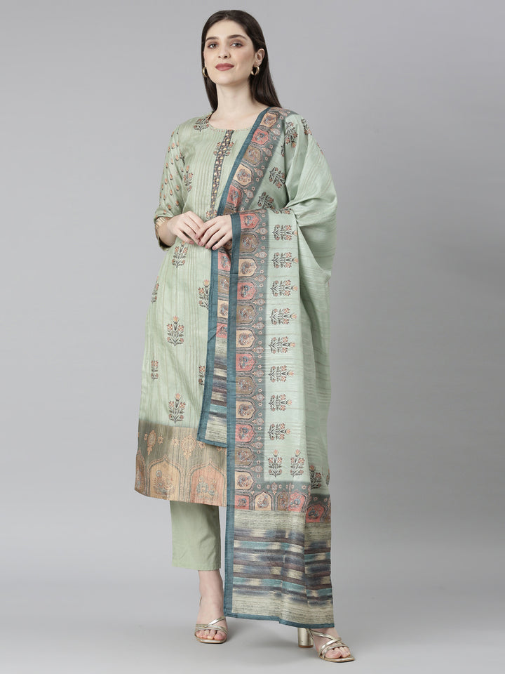 Neerus Green Regular Straight Floral Kurta And Trousers With Dupatta