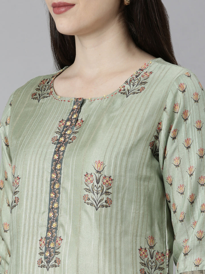 Neerus Green Regular Straight Floral Kurta And Trousers With Dupatta
