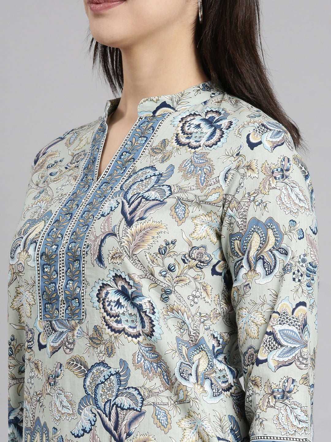 Neerus Green Regular Straight Floral Kurta And  Trousers With Dupatta