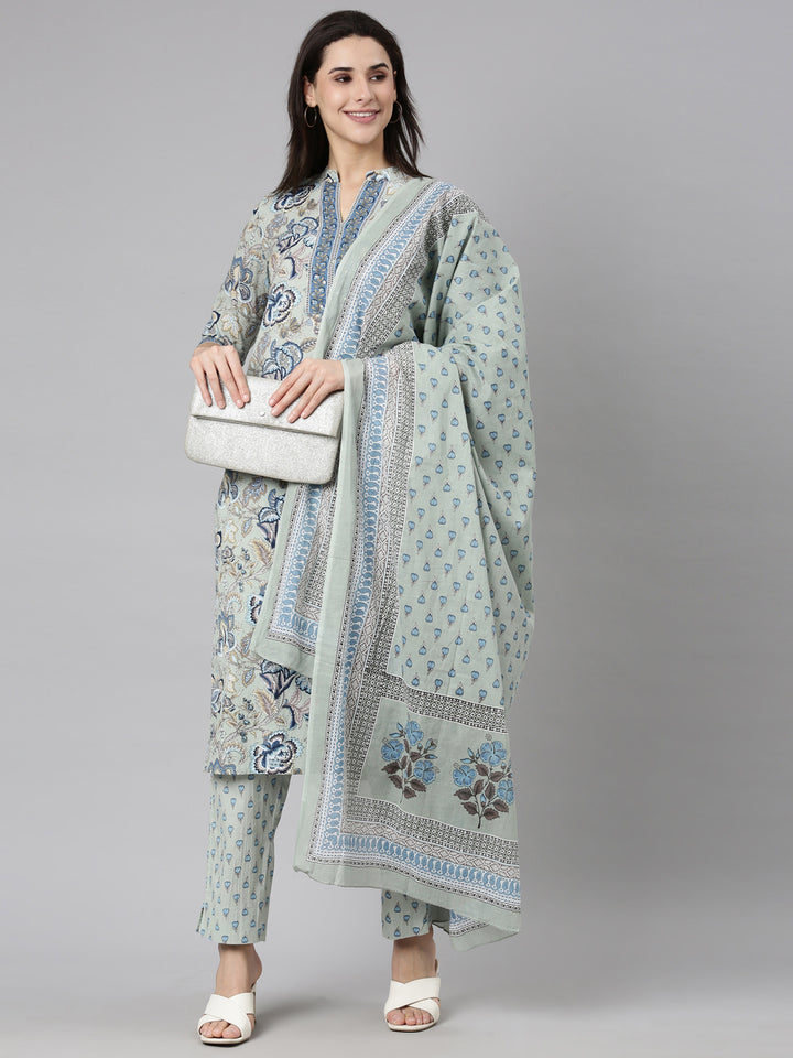 Neerus Green Regular Straight Floral Kurta And  Trousers With Dupatta