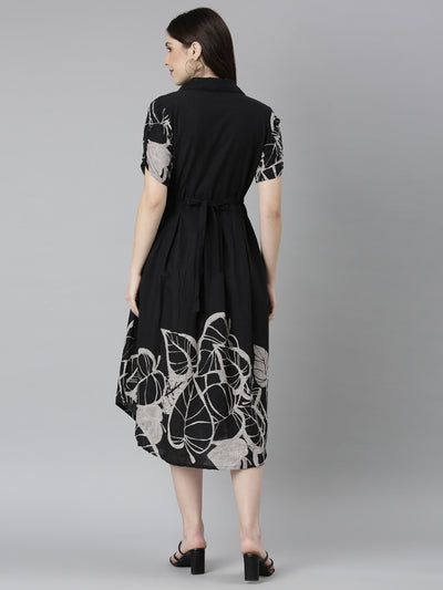 Neeru's Black Regular Straight Tribal Kurtas