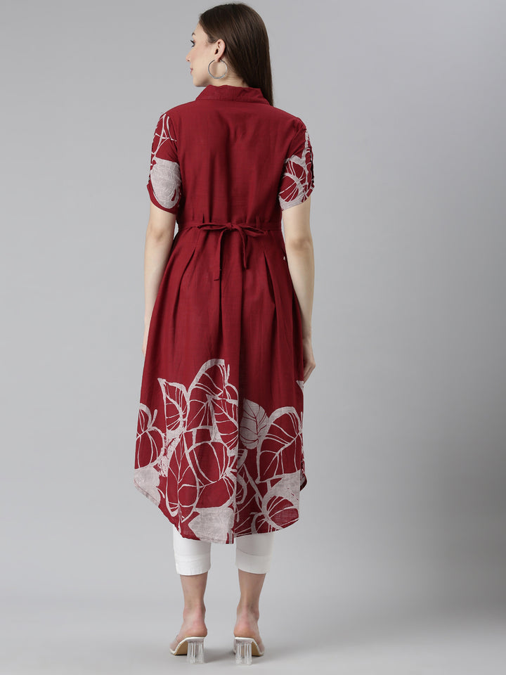 Neerus Maroon printed straight kurti - side view