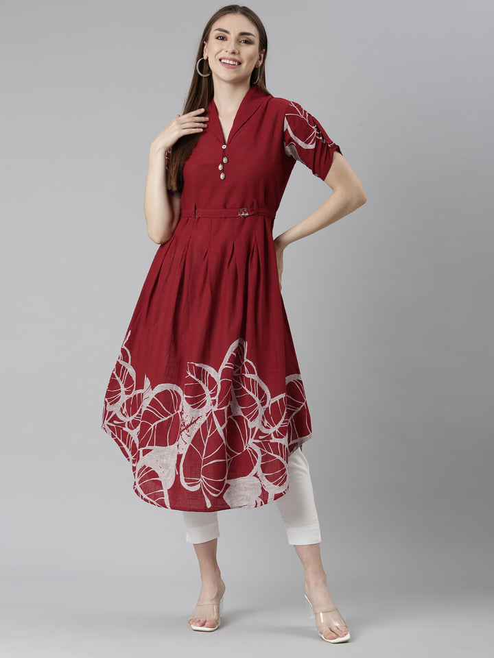 Neerus Maroon printed straight kurti - detail view 2