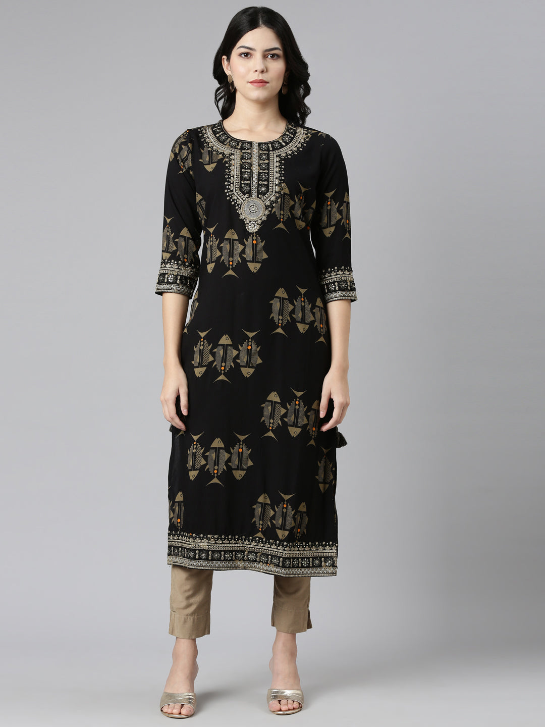 Neerus Black Regular Straight Printed Kurtas