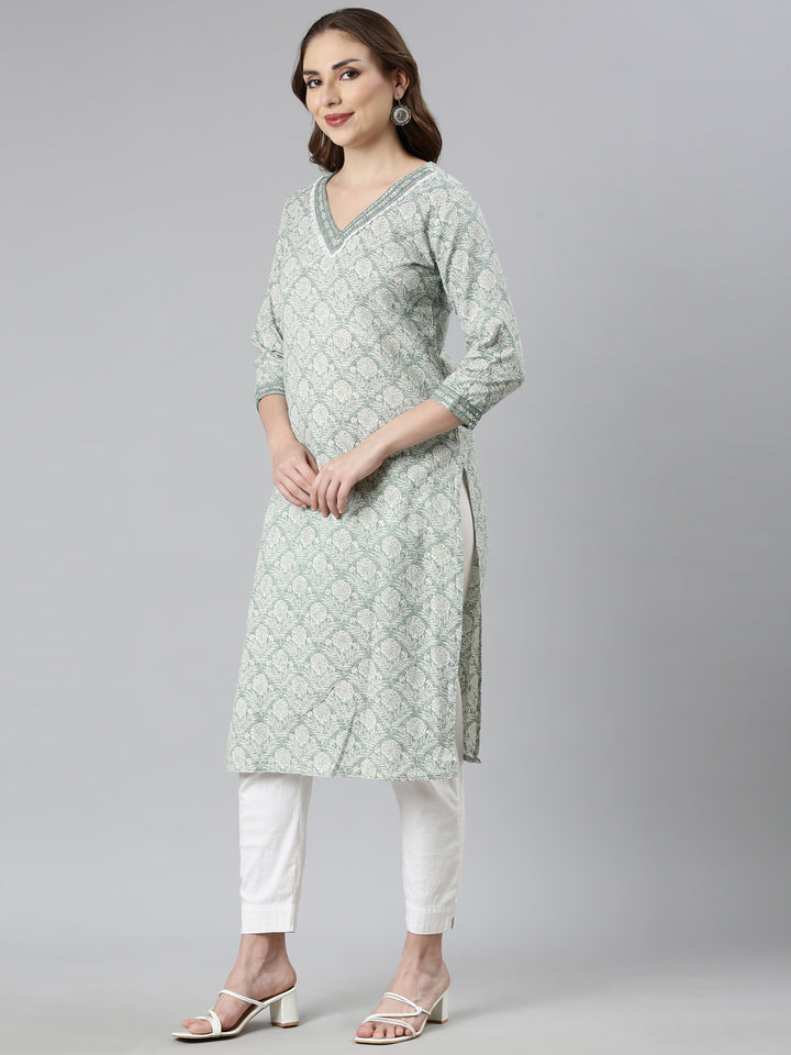 Neerus Green Panelled Straight Floral Kurtas