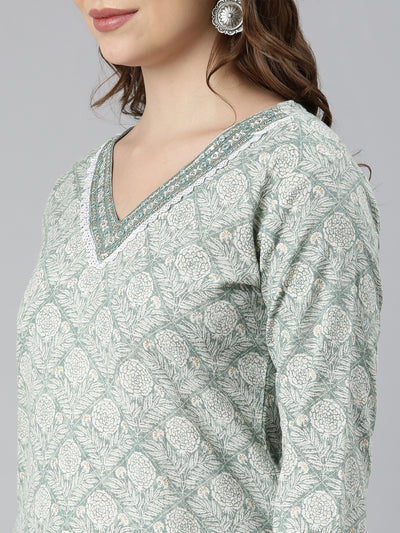 Neerus Green Panelled Straight Floral Kurtas