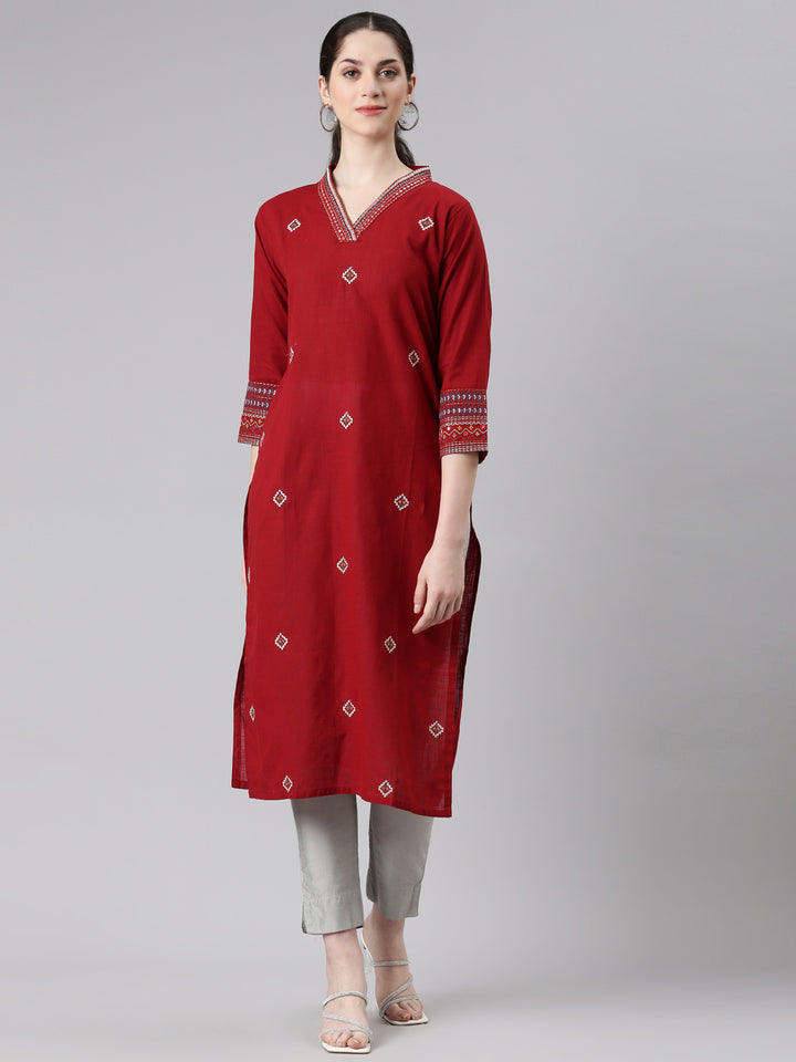 Neerus Maroon Straight Casual Solid Kurtas