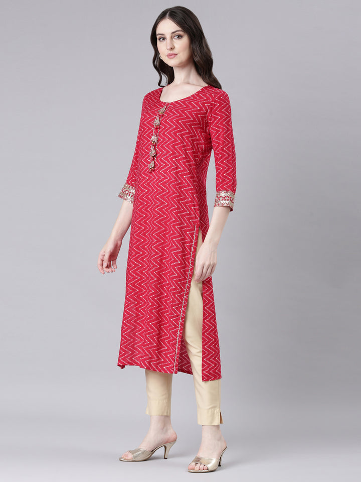 Neerus Magenta Casual Chevron Straight Kurtas