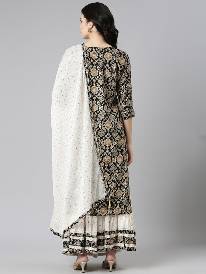 Neerus Black printed straight kurta set with skirt and dupatta - side view