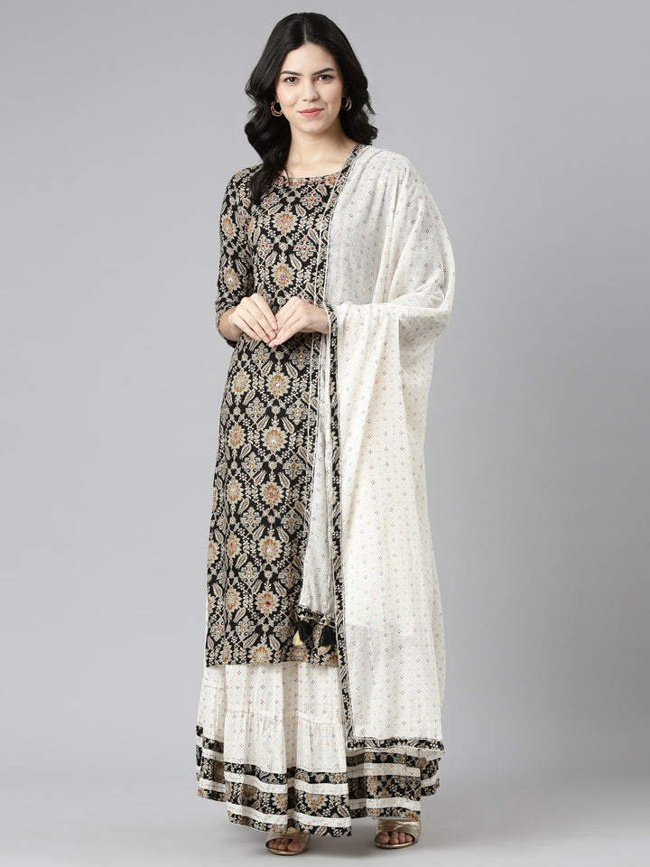 Neerus Black printed straight kurta set with skirt and dupatta - detail view 2