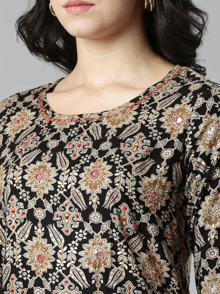 Neerus Black printed straight kurta set with skirt and dupatta - detail view 1
