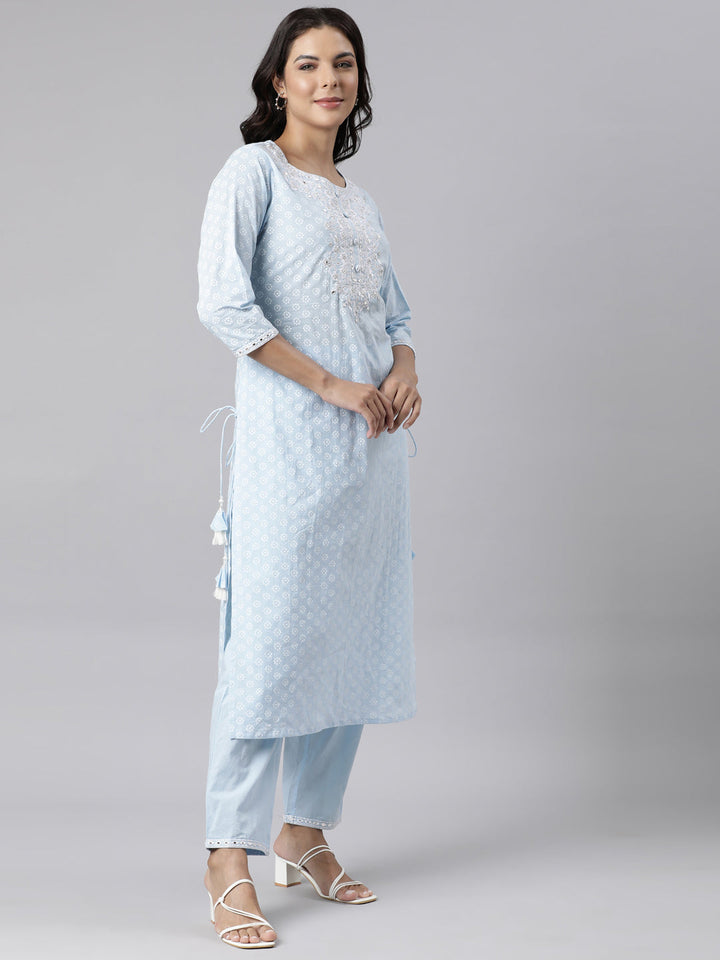 Neerus Blue panelled straight kurta suit set with dupatta - side view