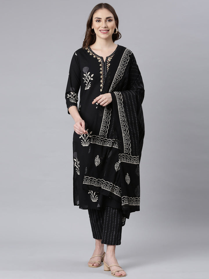 Neerus Black printed floral suit set panelled straight - front view