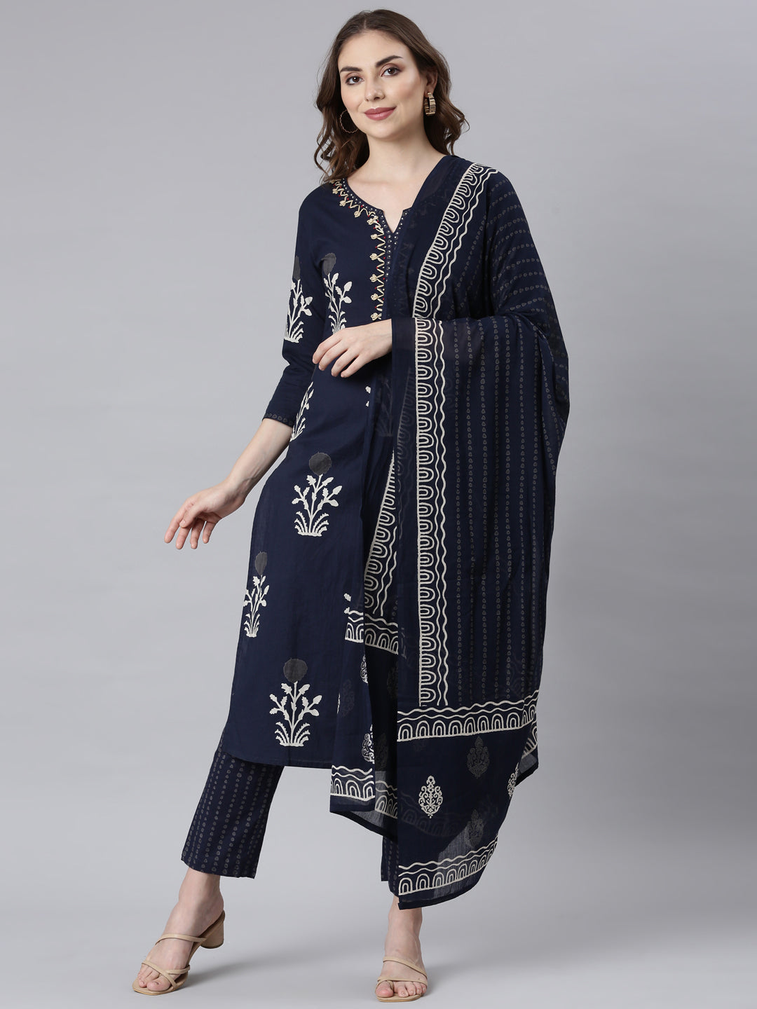 Neerus Navy Blue Panelled Straight Floral Kurta And Trousers With Dupatta