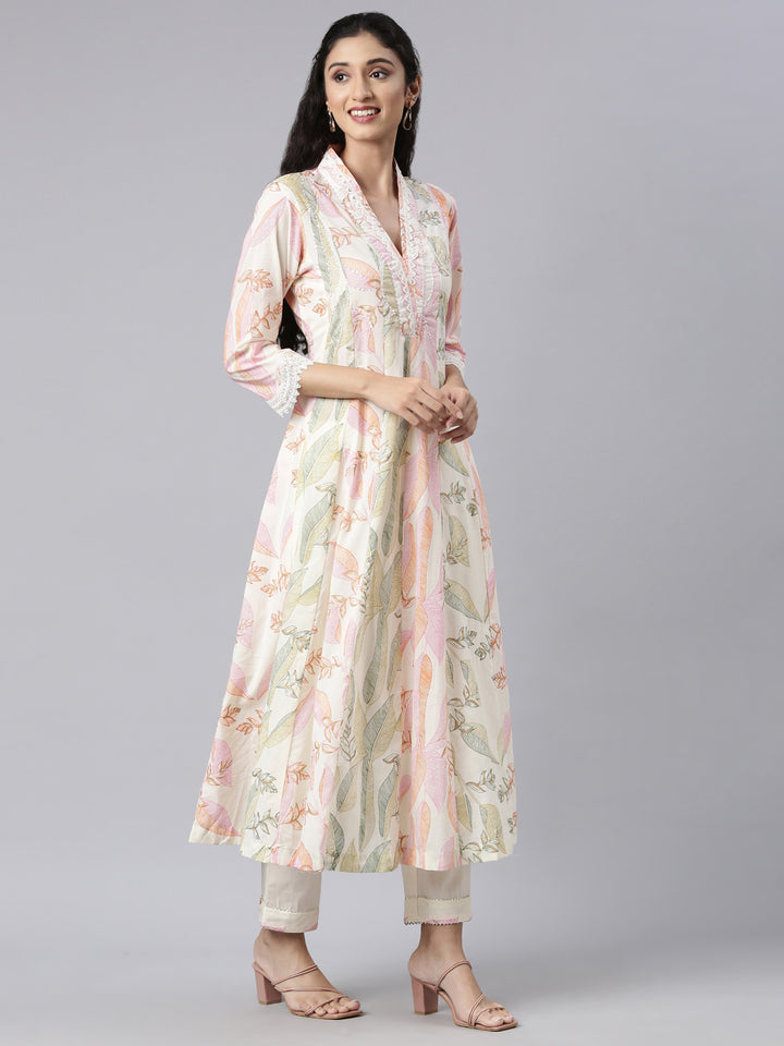 Neerus Beige panelled straight suit set kurta trouser dupatta - back view
