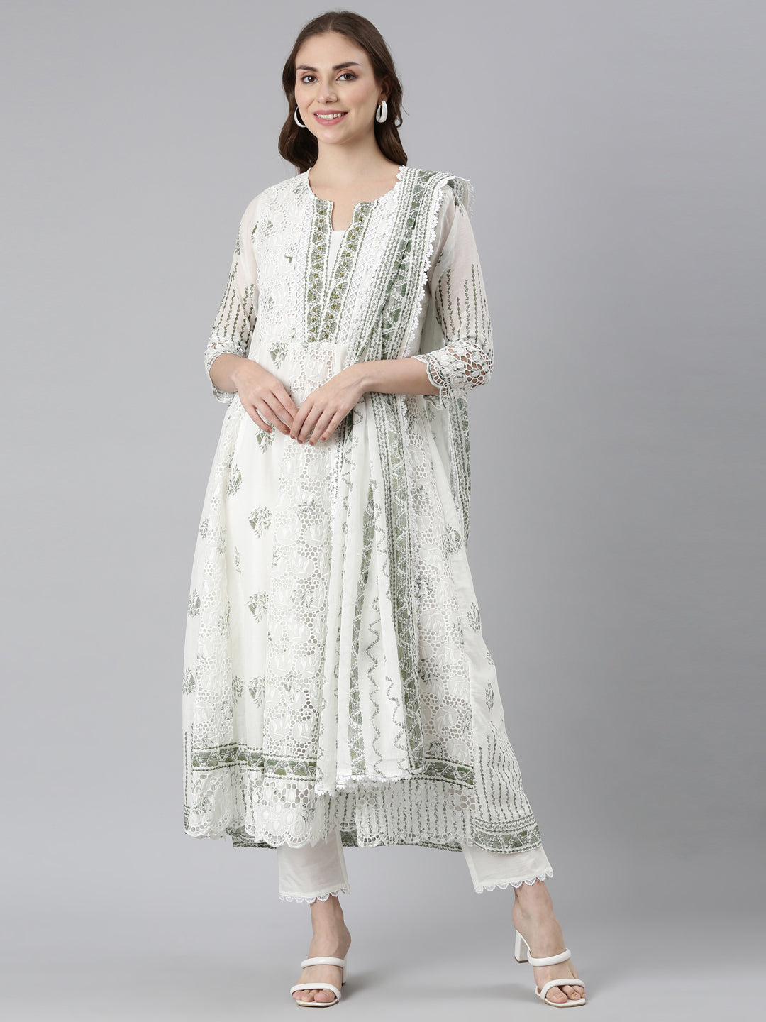 Neerus Green printed panelled suit set - front view