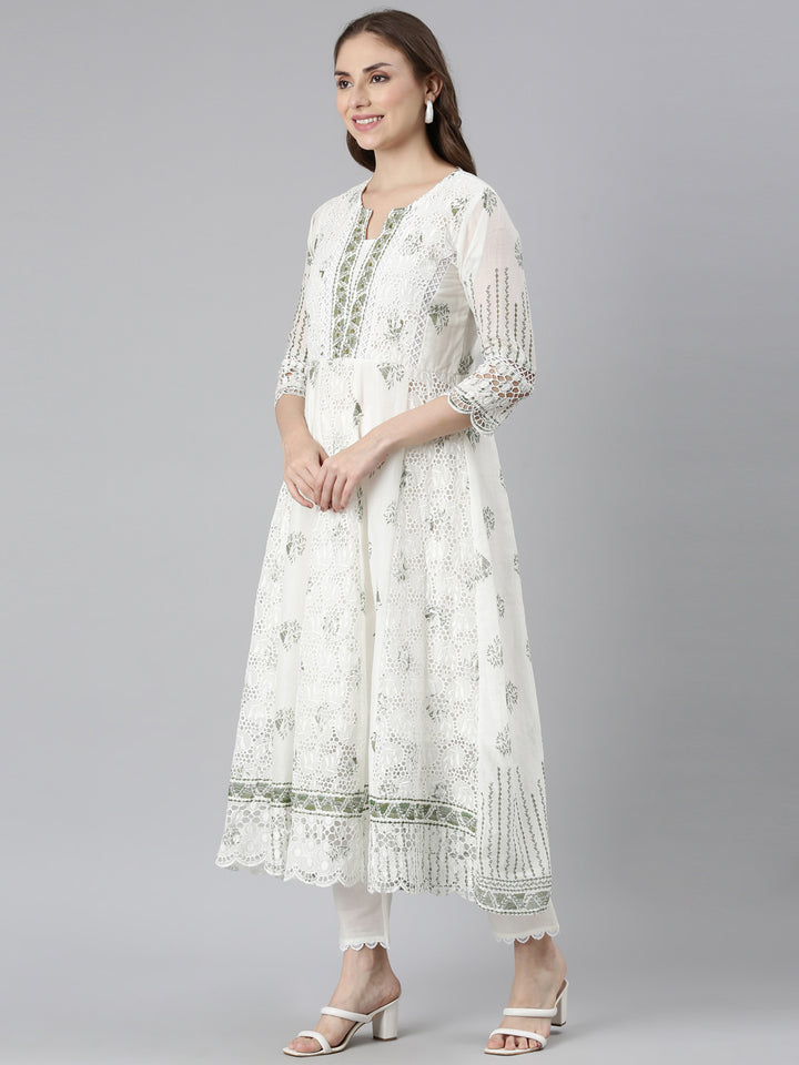 Neerus Green printed panelled suit set - back view