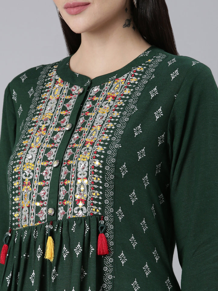 Neerus Green Pleated Straight Printed Kurtas
