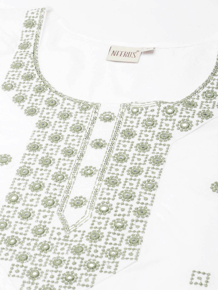 Neerus Green Straight Casual Solid Straight Kurtas