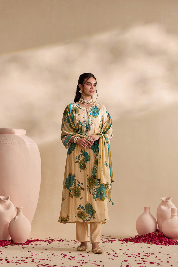 Rama Muslin Large Floral Digital Printed Three Piece Set