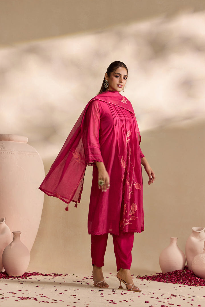 Wine Chanderi Floral Thread Embroidered Three Piece Set