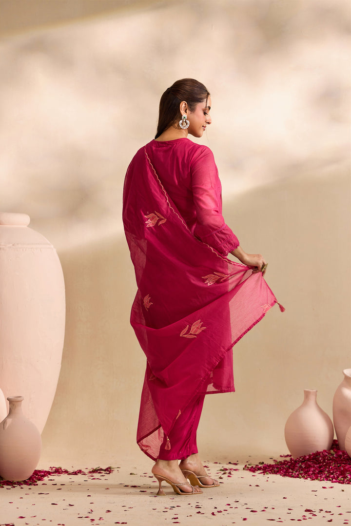 Wine Chanderi Floral Thread Embroidered Three Piece Set