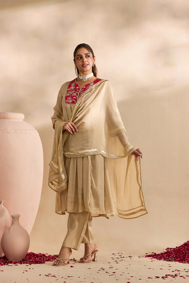 Pink Chanderi Zari Embroidered Three Piece Set