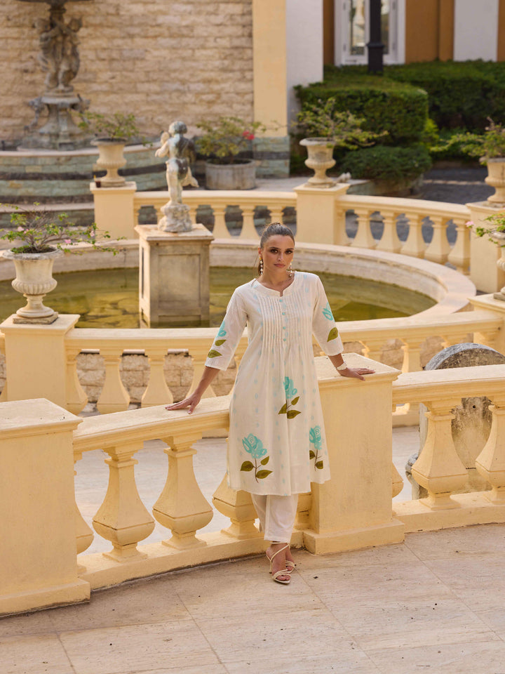 Neerus Ferozi Printed Straight Kurta and Trousers