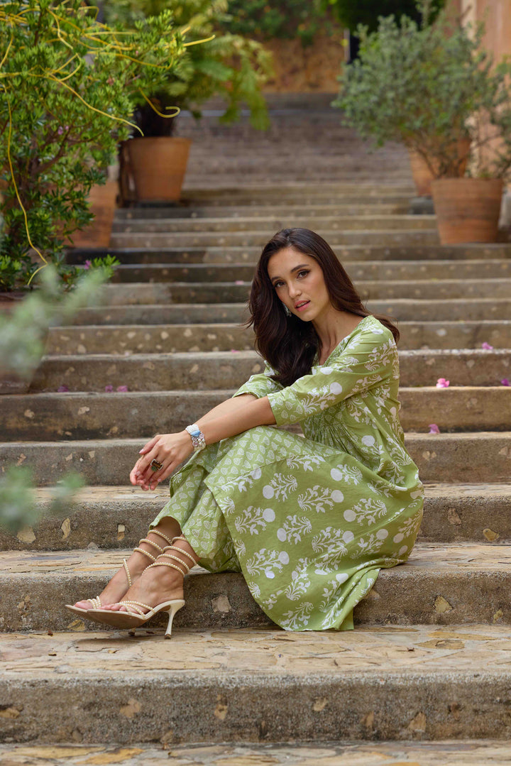Neerus Green Printed Straight Kurta and Trousers